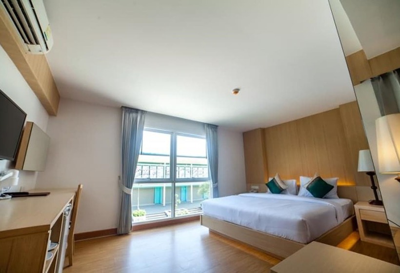 Otel Phi Phi Harbour View