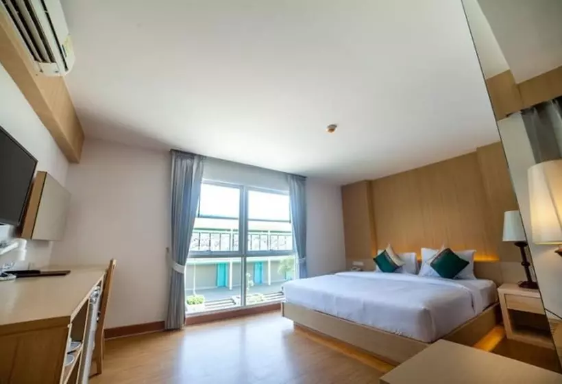 Hotel Phi Phi Harbour View