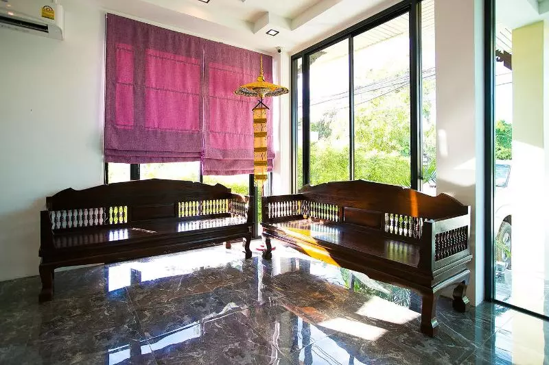 هتل Saksuksmile Resort