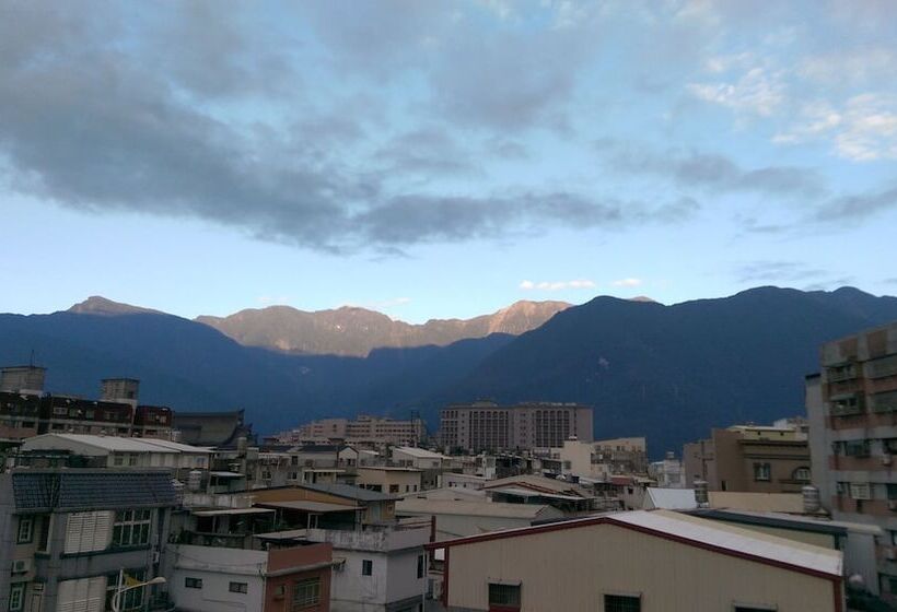 پانسیون Happyhualien B&b