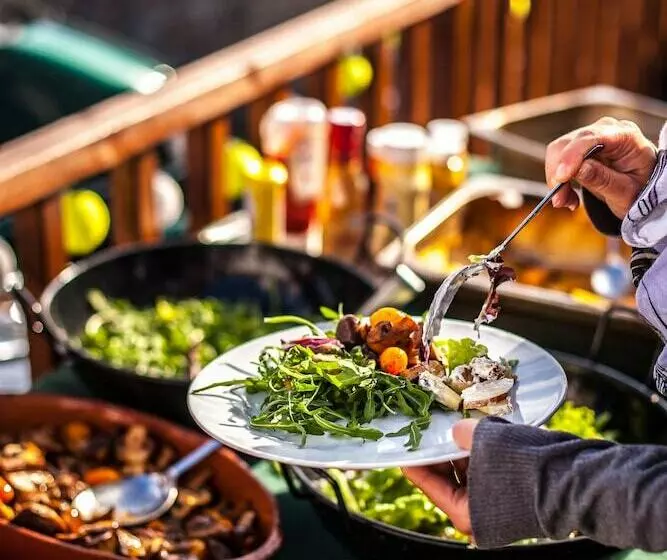 Retkeilymaja Liquid Surfhouse