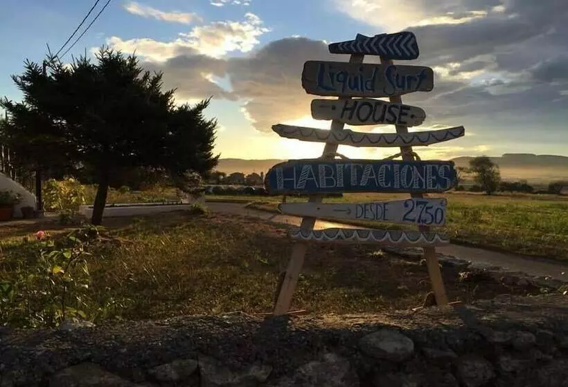 Retkeilymaja Liquid Surfhouse