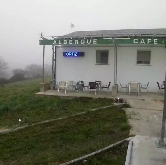 Albergue Ortiz   Hostel