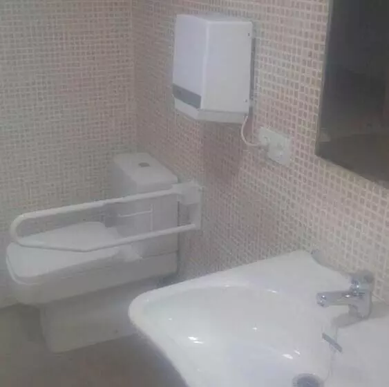 Albergue Ortiz   Hostel