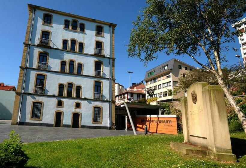 Kaixo Museum Con Parking Gratis