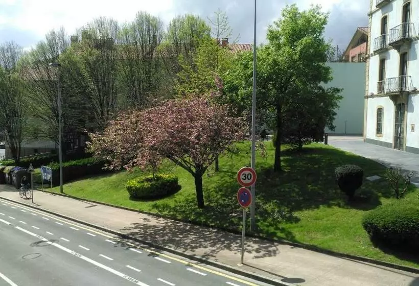 Kaixo Museum Con Parking Gratis