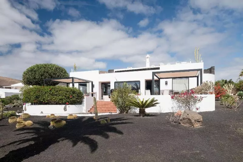 Aamiaismajoitus (B&B) 5 Suites Lanzarote