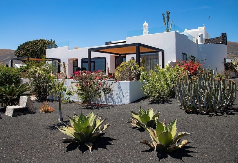 تختخواب و صبحانه 5 Suites Lanzarote