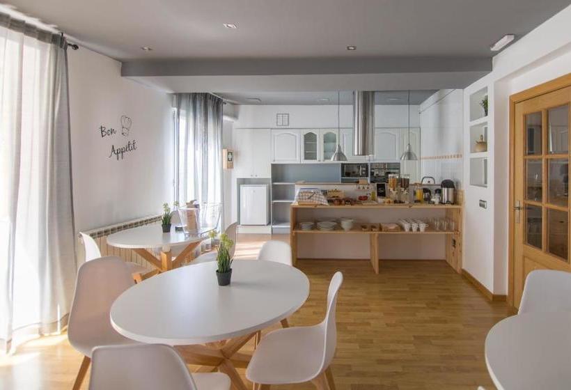 تختخواب و صبحانه Tinto Dreams Hostel