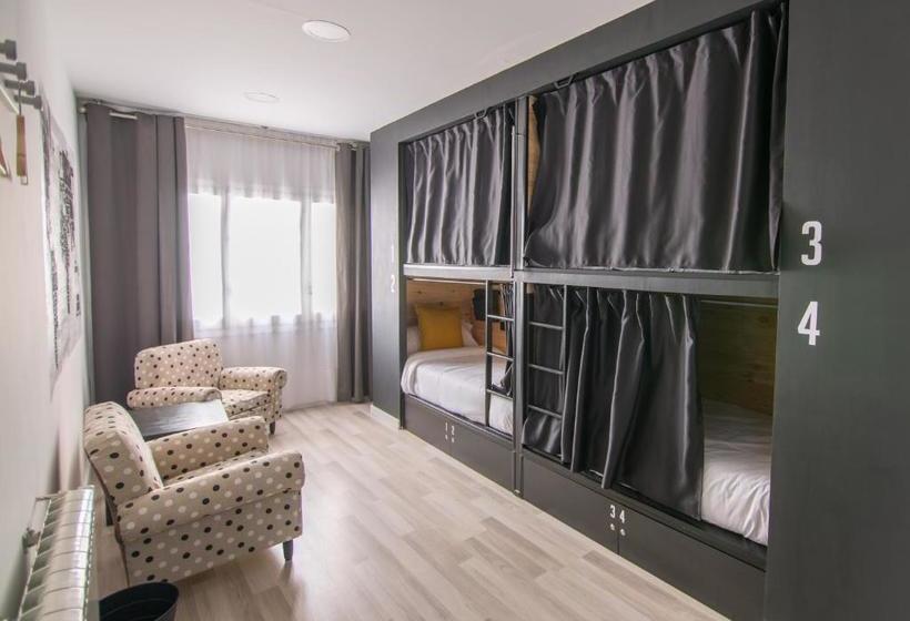 تختخواب و صبحانه Tinto Dreams Hostel