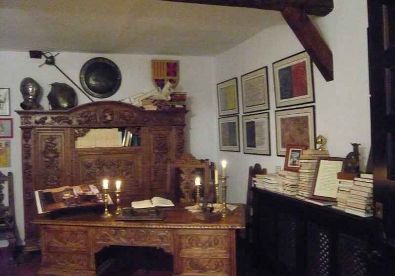 Casa De La Torre Hospederia