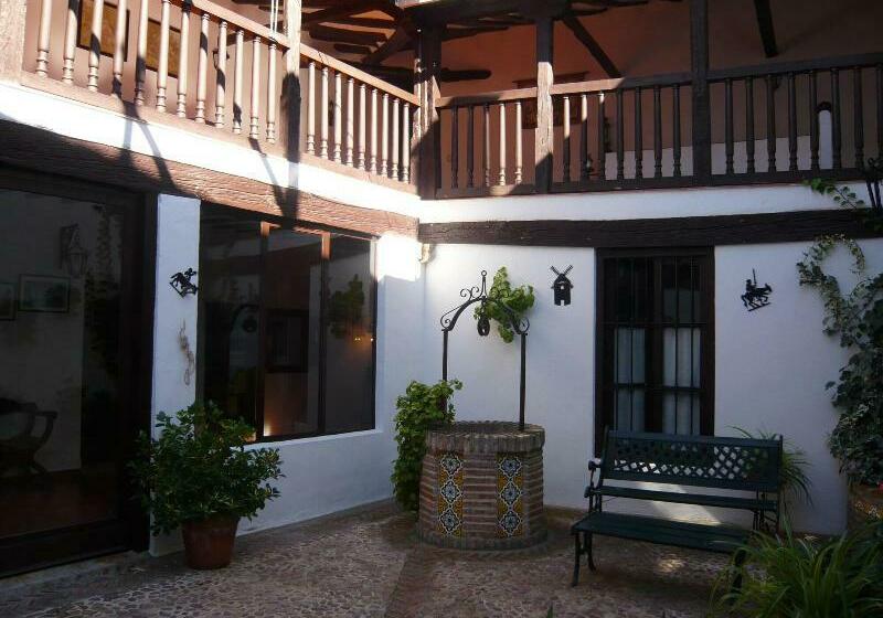 Casa De La Torre Hospederia