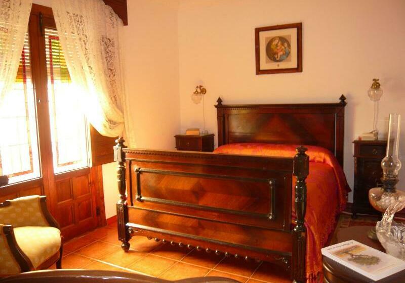 Casa De La Torre Hospederia