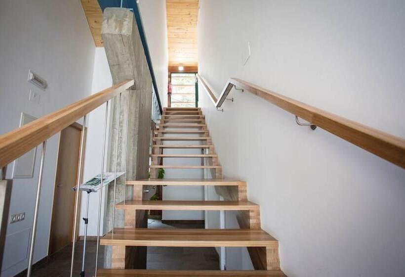 簡易ホテル Complexo Xacobeo