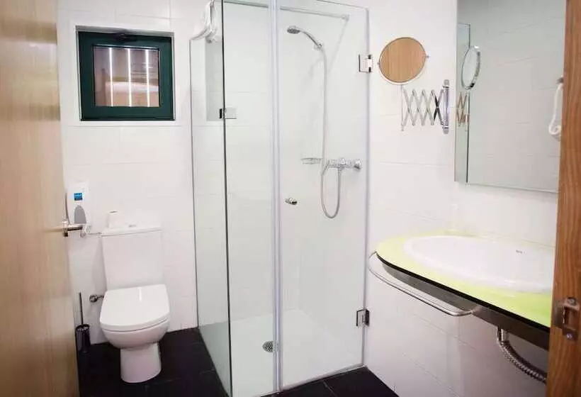 簡易ホテル Complexo Xacobeo