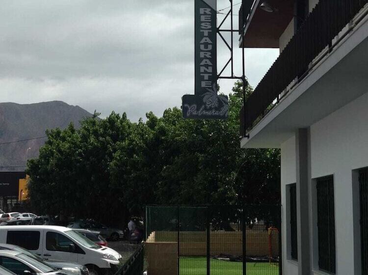 Hostal El Palmeral