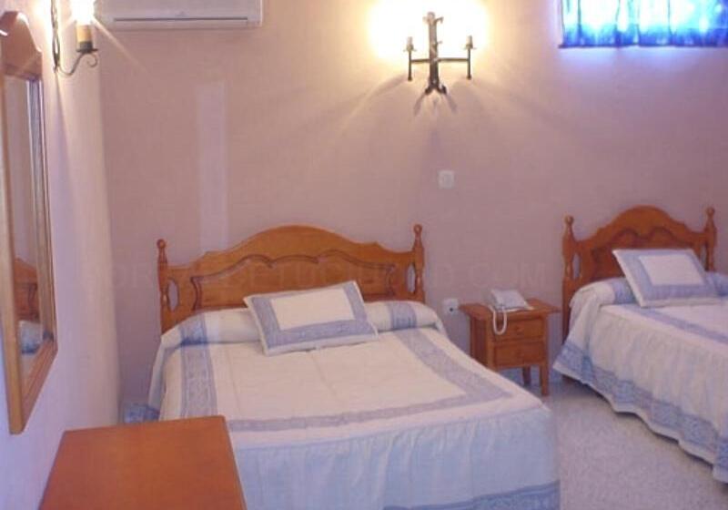 Hostal Las Encinas