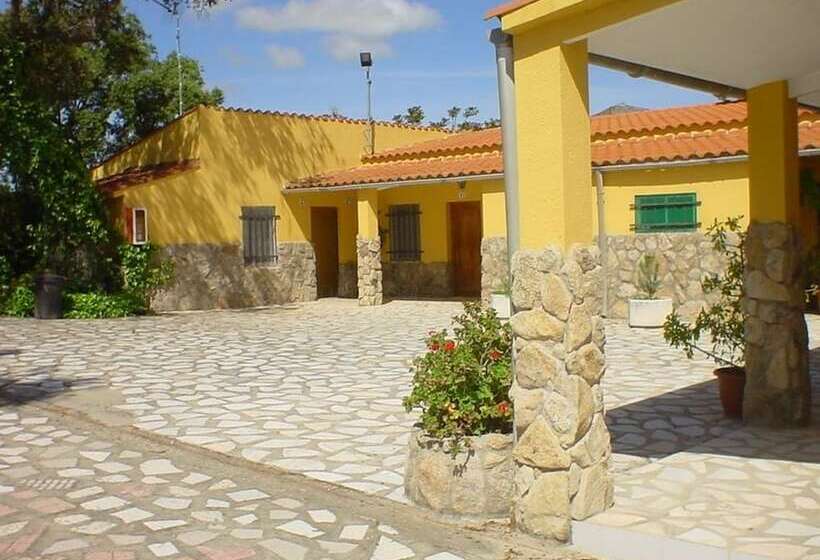 Hostal Las Encinas