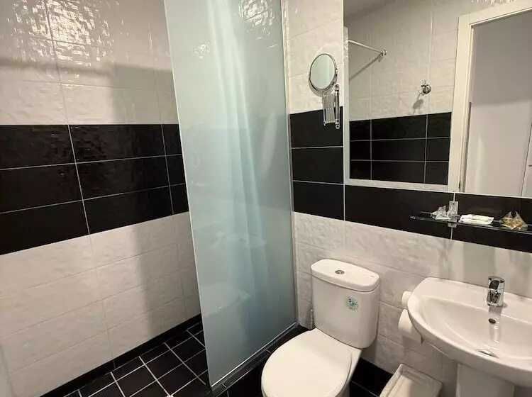 Hostal Madrid Star