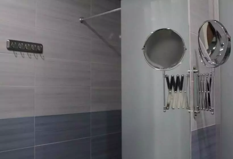 Hostal Madrid Star
