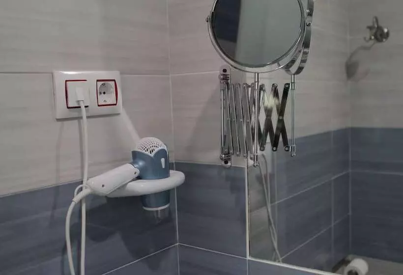 Hostal Madrid Star