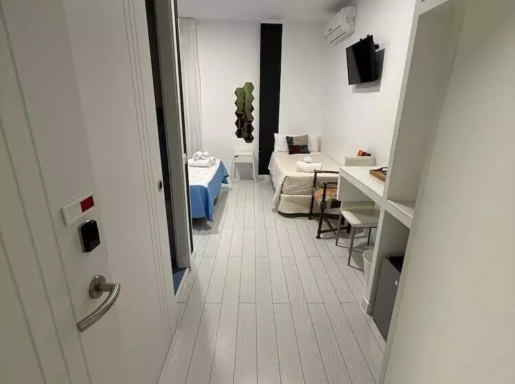 Hostal Madrid Star