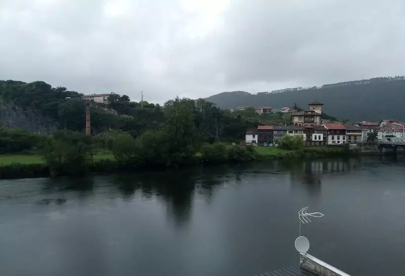 簡易ホテル Riodeva