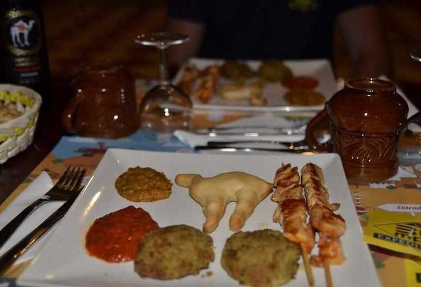 Отель Cueva Tardienta Monegros Adults Only