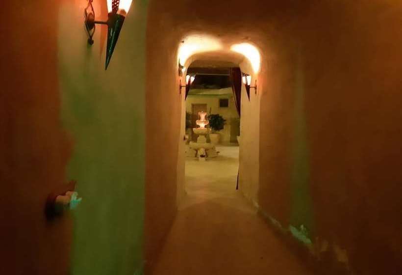 Отель Cueva Tardienta Monegros Adults Only