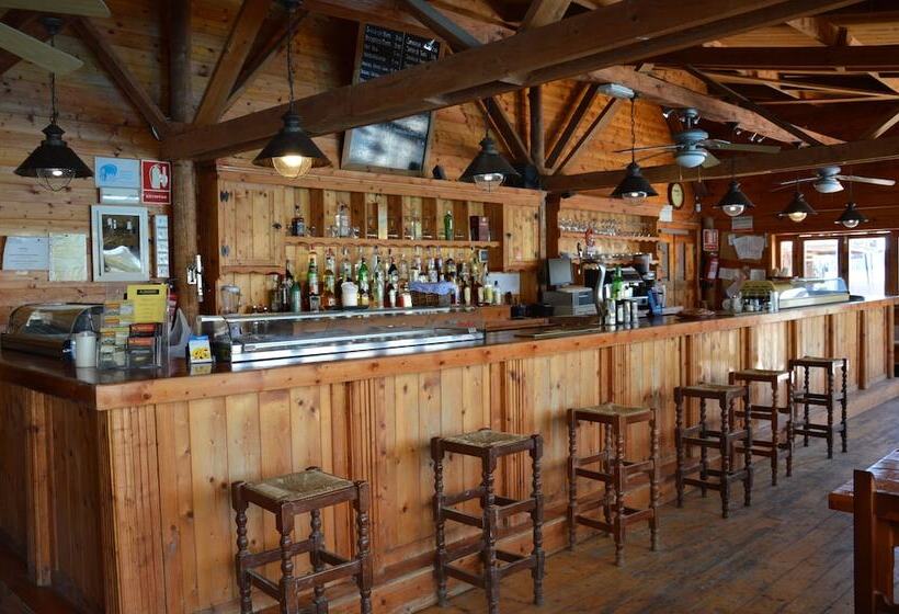 בית מלון כפרי El Rancho