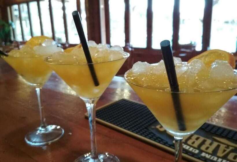 בית מלון כפרי El Rancho