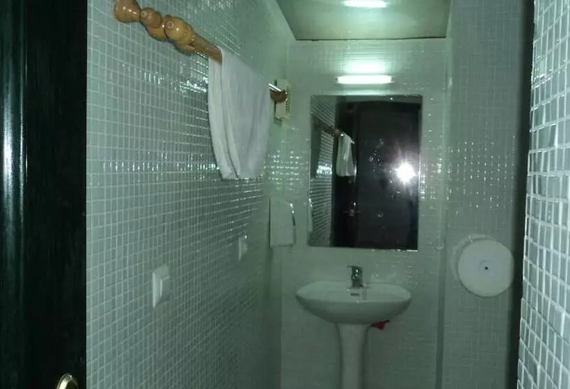 ホテル La Cartuja De Cazalla