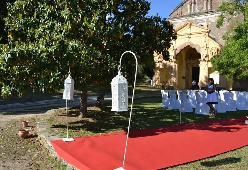 ホテル La Cartuja De Cazalla