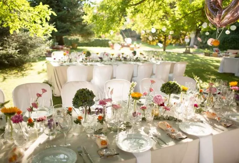 ホテル La Cartuja De Cazalla