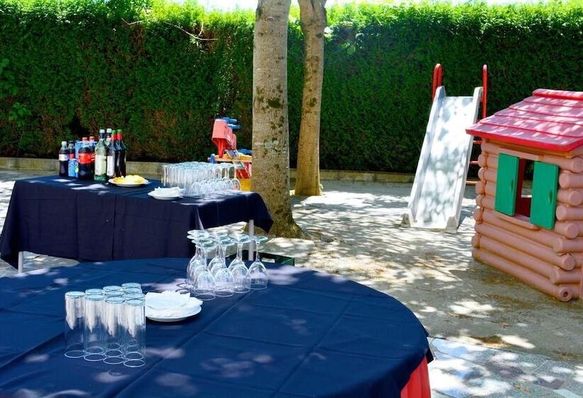 ホテル Restaurante America