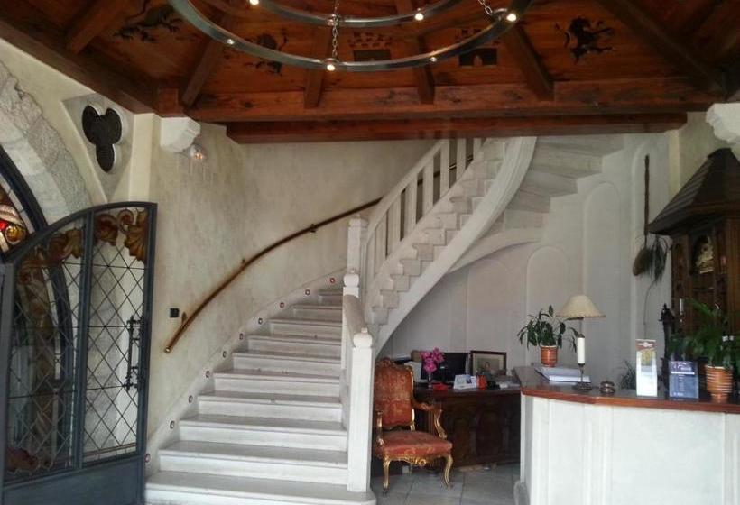 Hotel Hostal Restaurante El Castillo