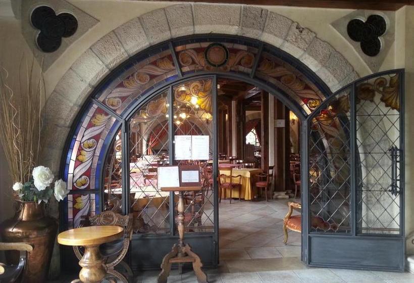 Hotel Hostal Restaurante El Castillo