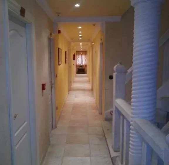 Hotel Hostal Restaurante El Castillo