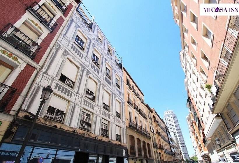 Mi Casa Inn Residencia Gran Vía Hostel