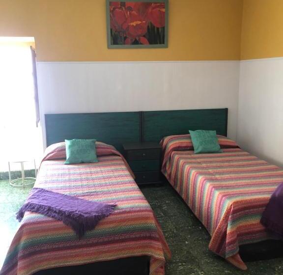 بنسيون Casa Rural La Cruz