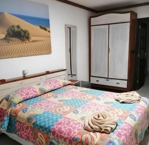 بنسيون Casa Rural La Cruz