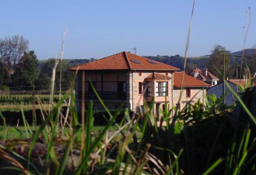 ペンション Posada Las Puentes