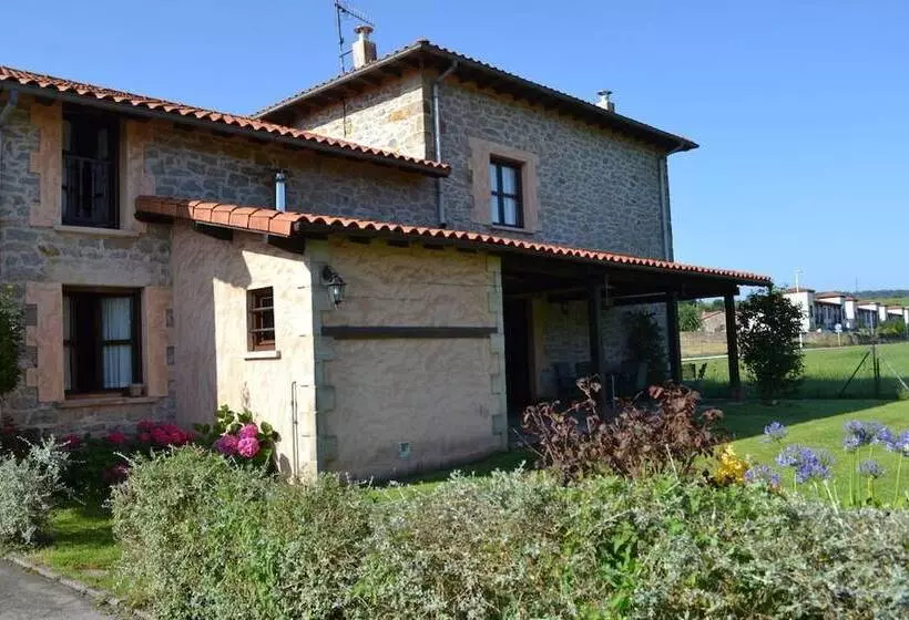 ペンション Posada Las Puentes