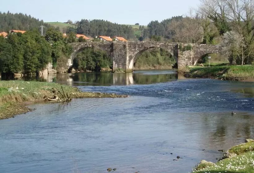 ペンション Posada Las Puentes