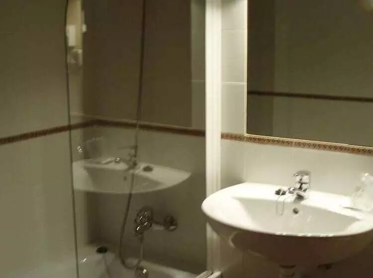 ペンション Posada Las Puentes