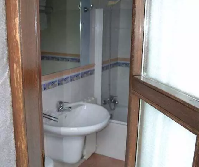 ペンション Posada Las Puentes