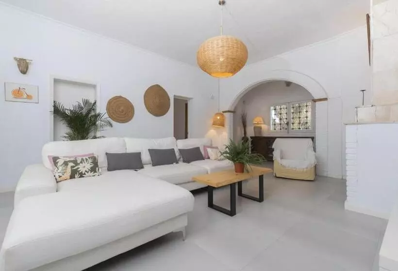Villa Montecristo