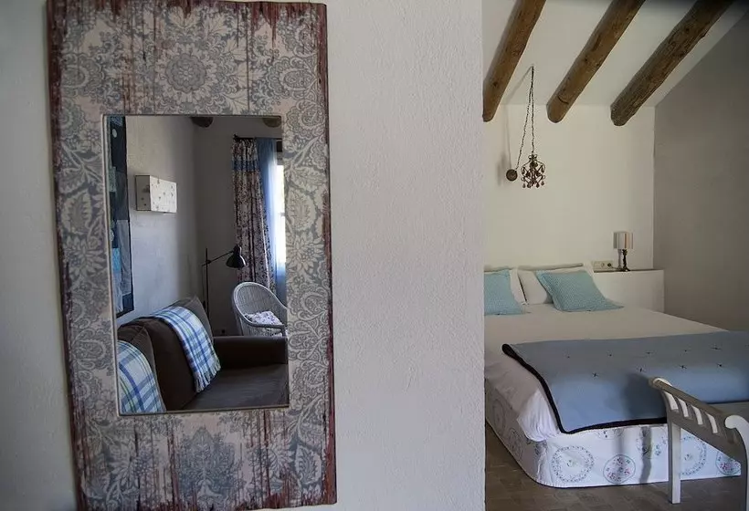 تختخواب و صبحانه Mas Ardevol Pt106