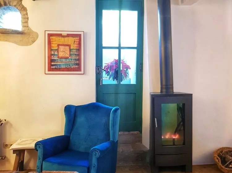 تختخواب و صبحانه Mas Ardevol Pt106