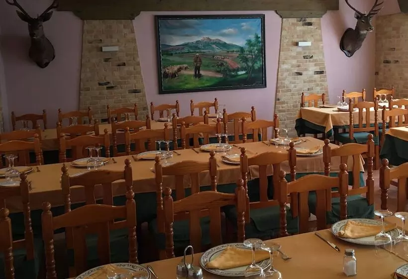 Hostelli Cuatro Caminos